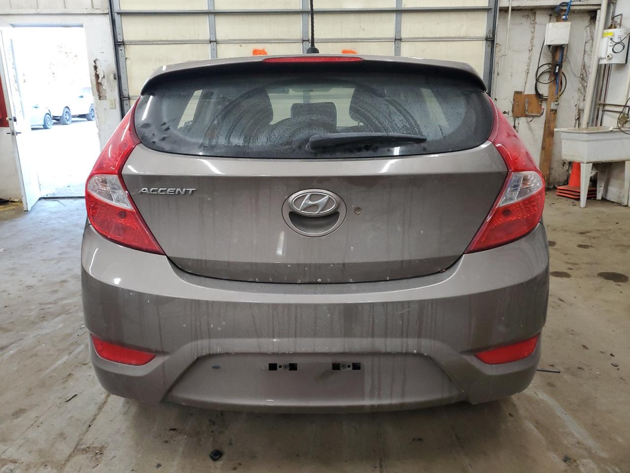 2014 Hyundai Accent - Image 6