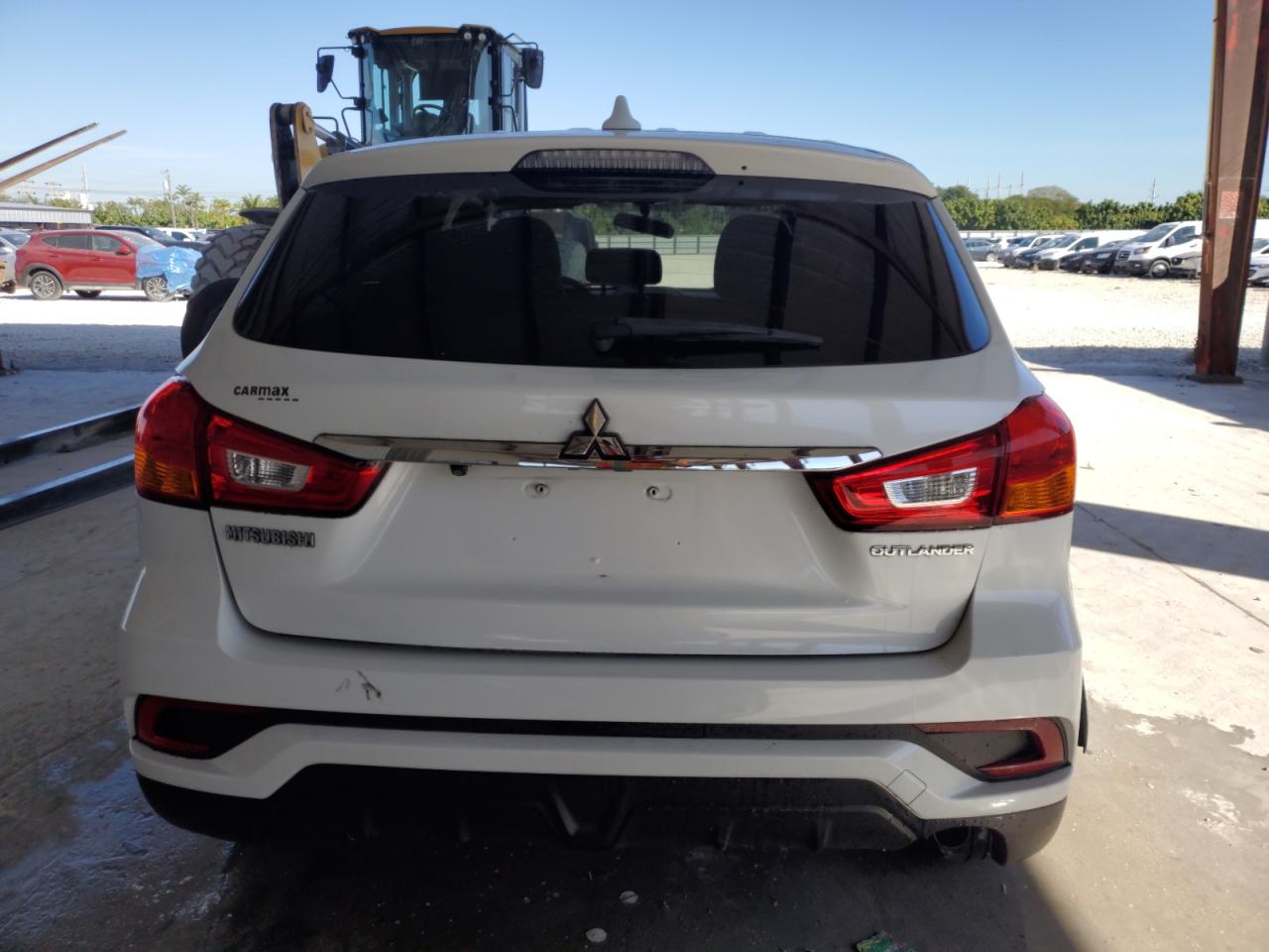 2018 Mitsubishi Outlander - Image 6