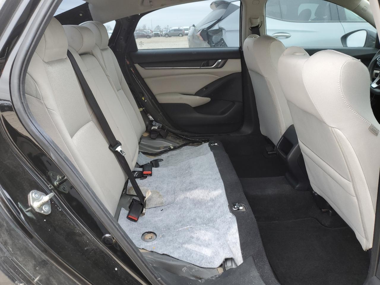 2018 Honda Accord - Image 10