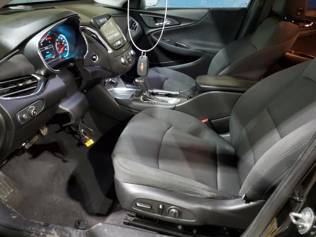 2017 Chevrolet Malibu - Image 7