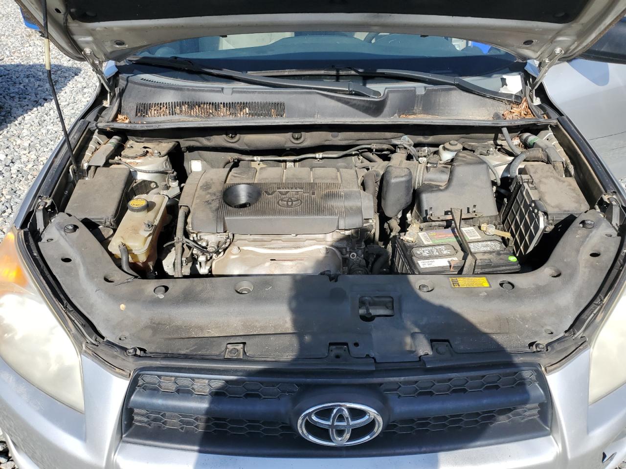 2011 Toyota RAV 4 - Image 12