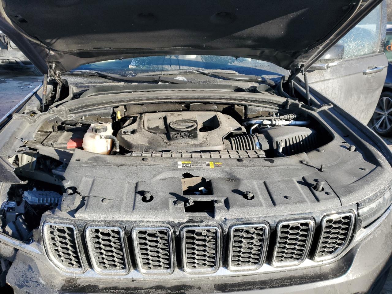 2021 Jeep Grand Cherokee - Image 11