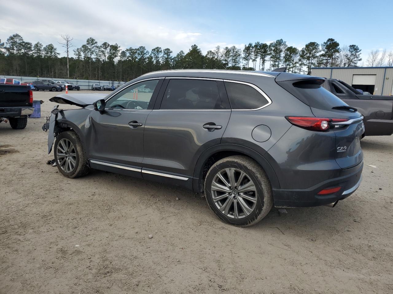 2023 Mazda CX-9 - Image 2