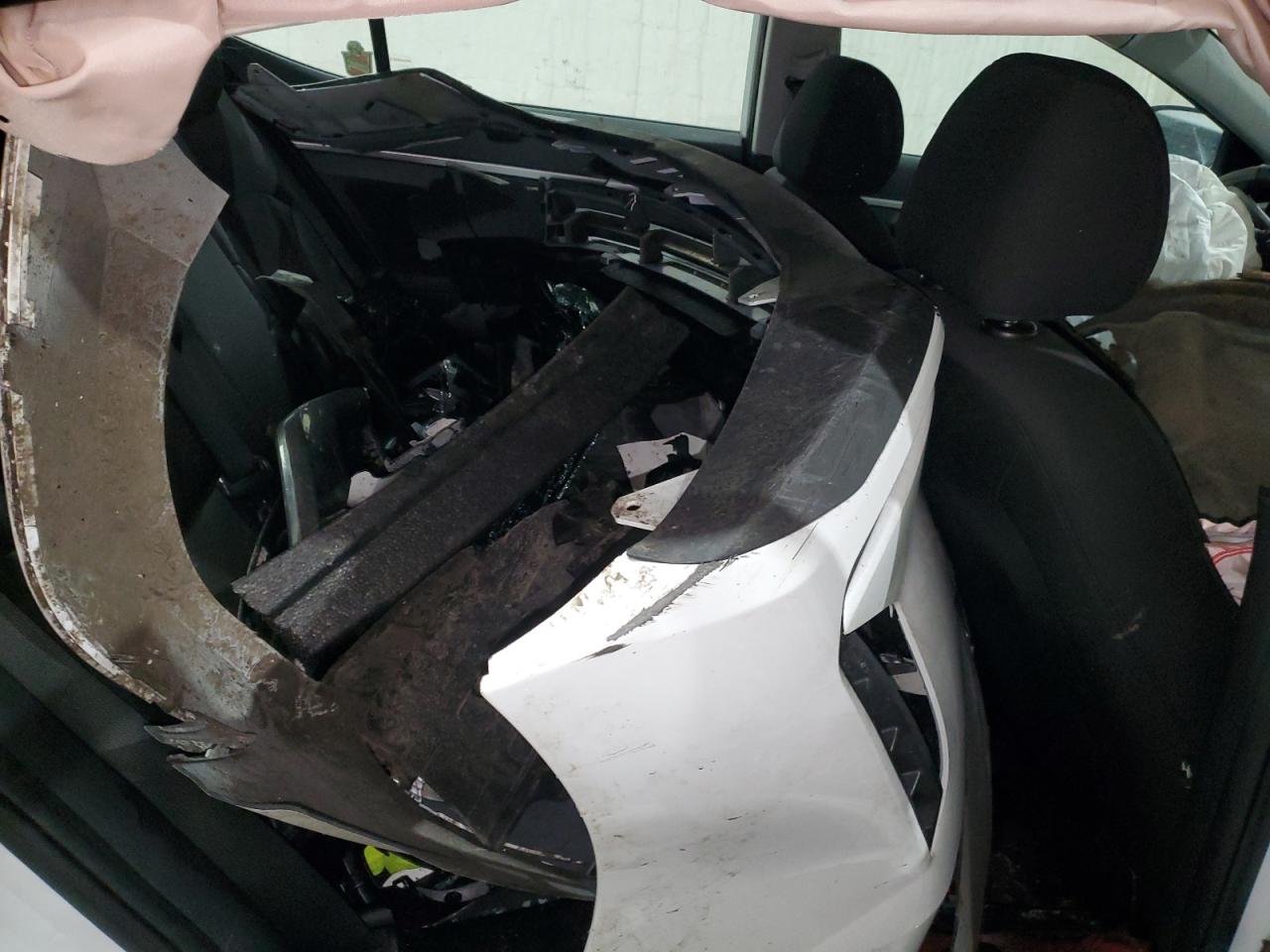 2020 Hyundai Elantra - Image 10