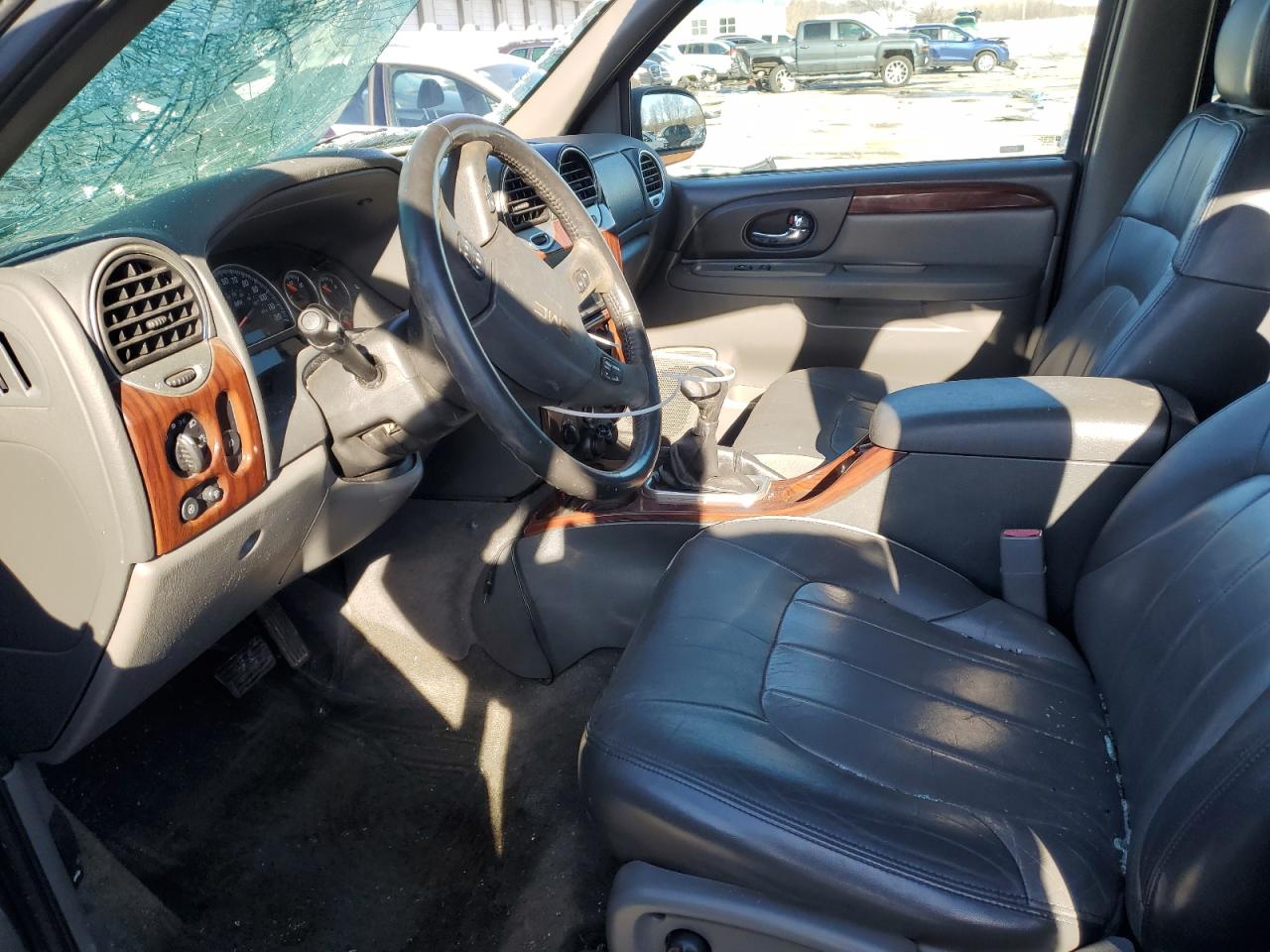 2004 GMC Envoy - Image 7
