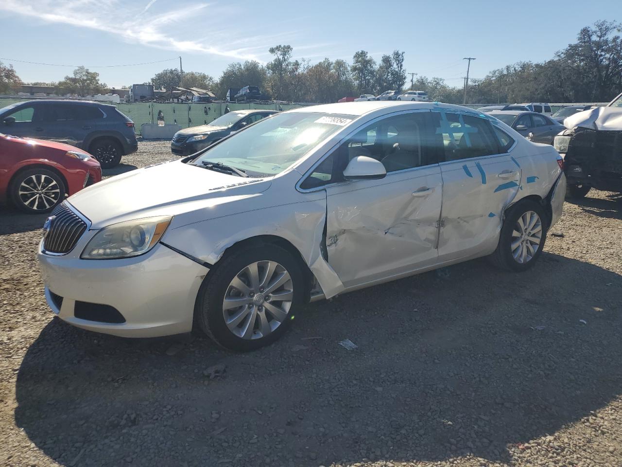 VIN 1G4PP5SK5F4185049 2015 BUICK VERANO no.1