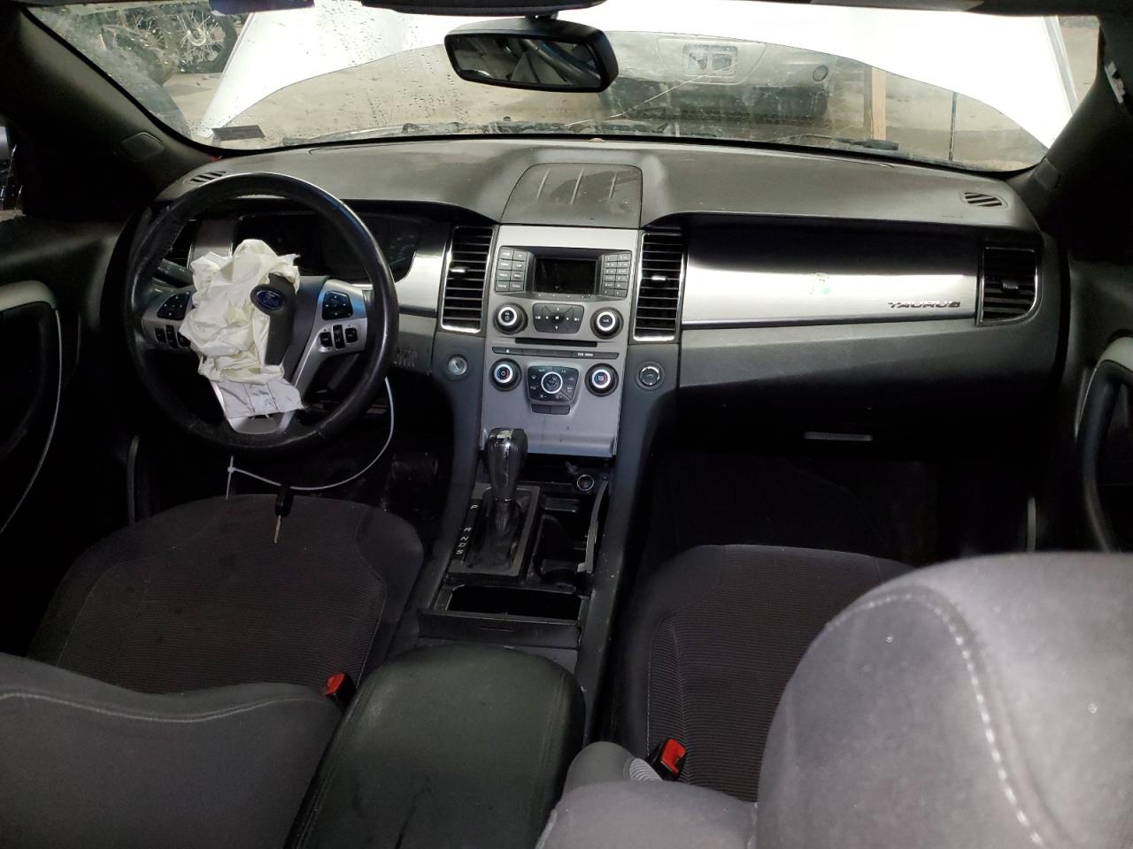 2014 Ford Taurus - Image 8