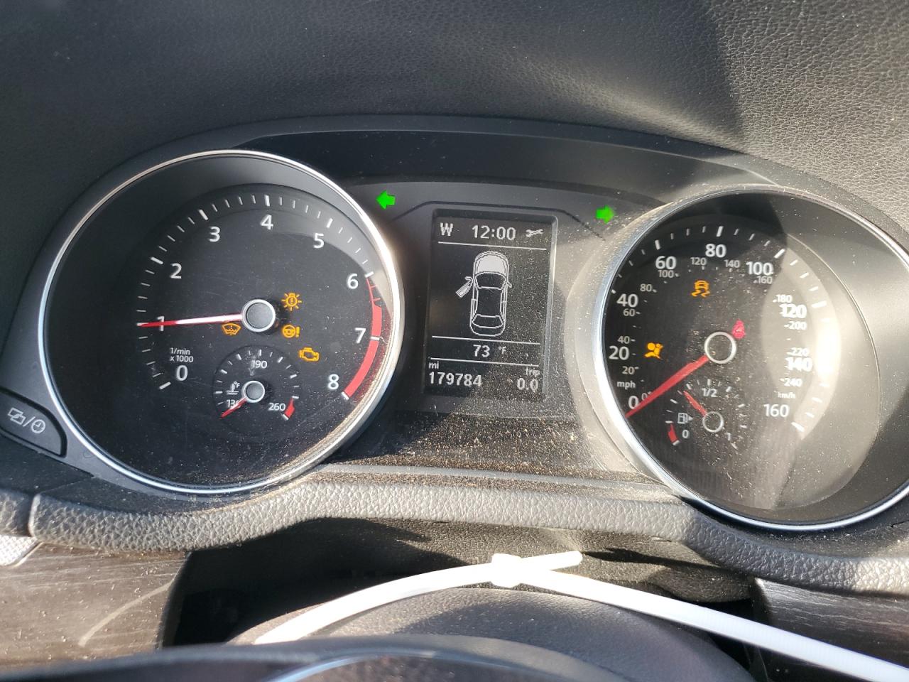 2016 Volkswagen Passat - Image 9