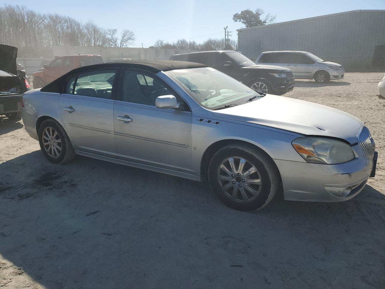 2010 Buick Lucerne - Image 4
