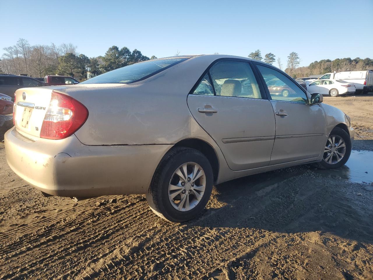 2004 Toyota Camry - Image 3