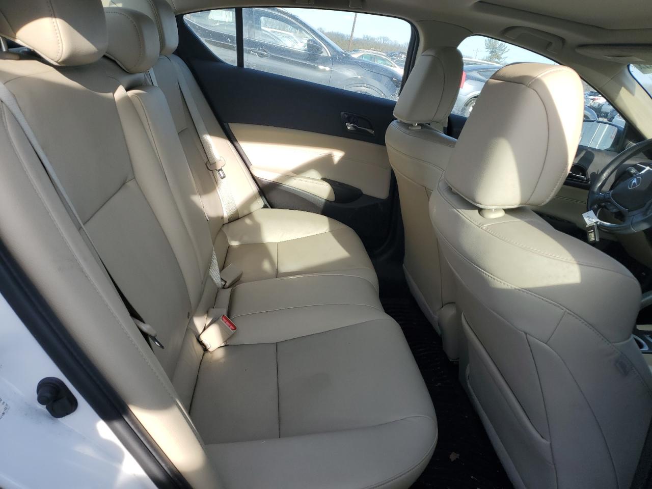 2016 Acura ILX - Image 10
