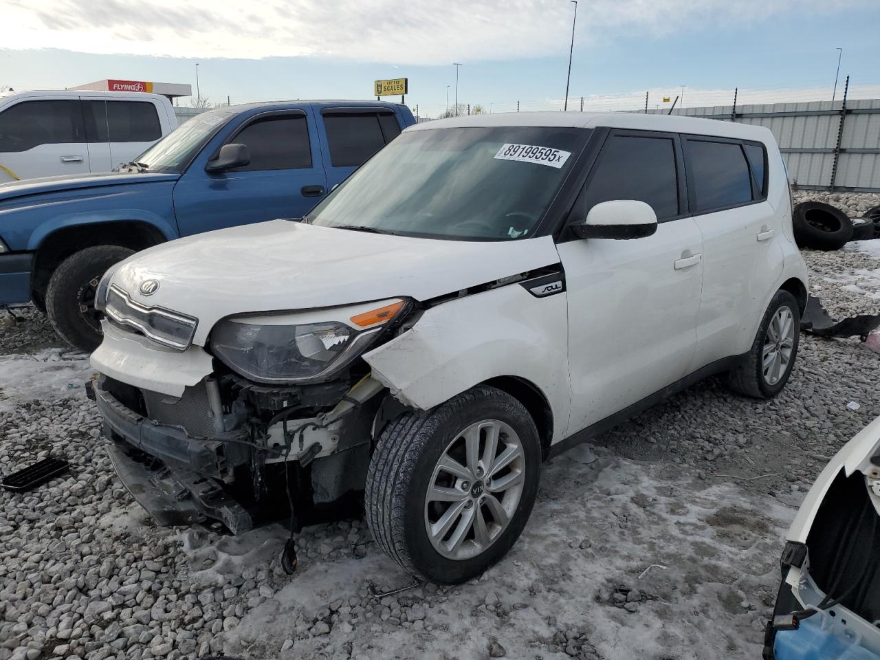 2017 Kia Soul + იყიდება Cahokia Heights-ში, IL - Front End