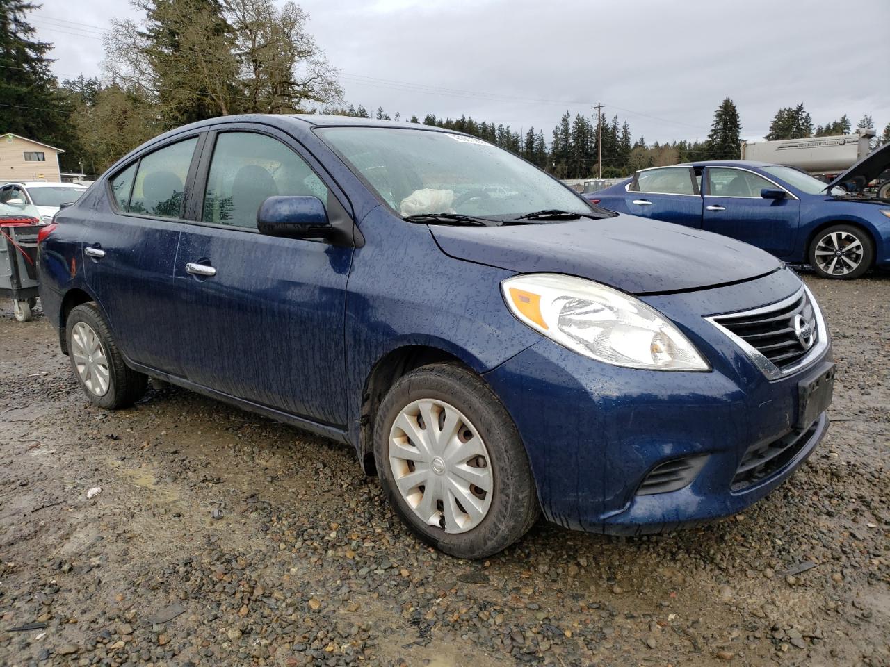 2013 Nissan Versa - Image 4