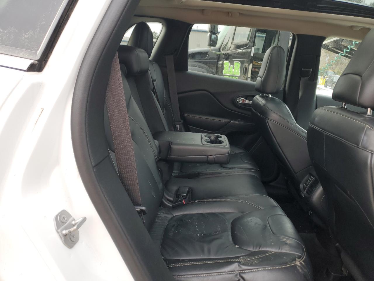 2015 Jeep Grand Cherokee - Image 11