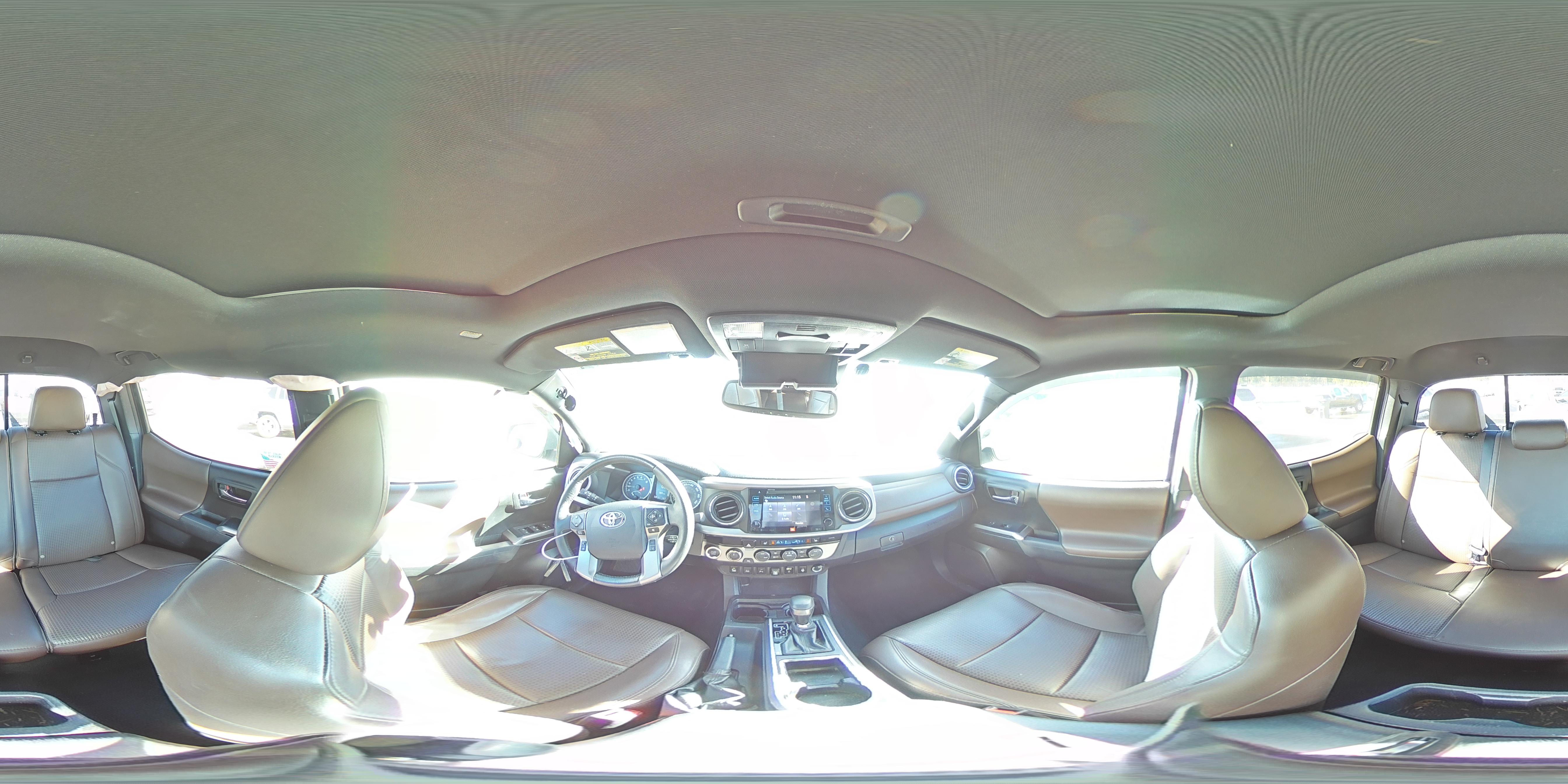 2019 Toyota Tacoma - Image 15