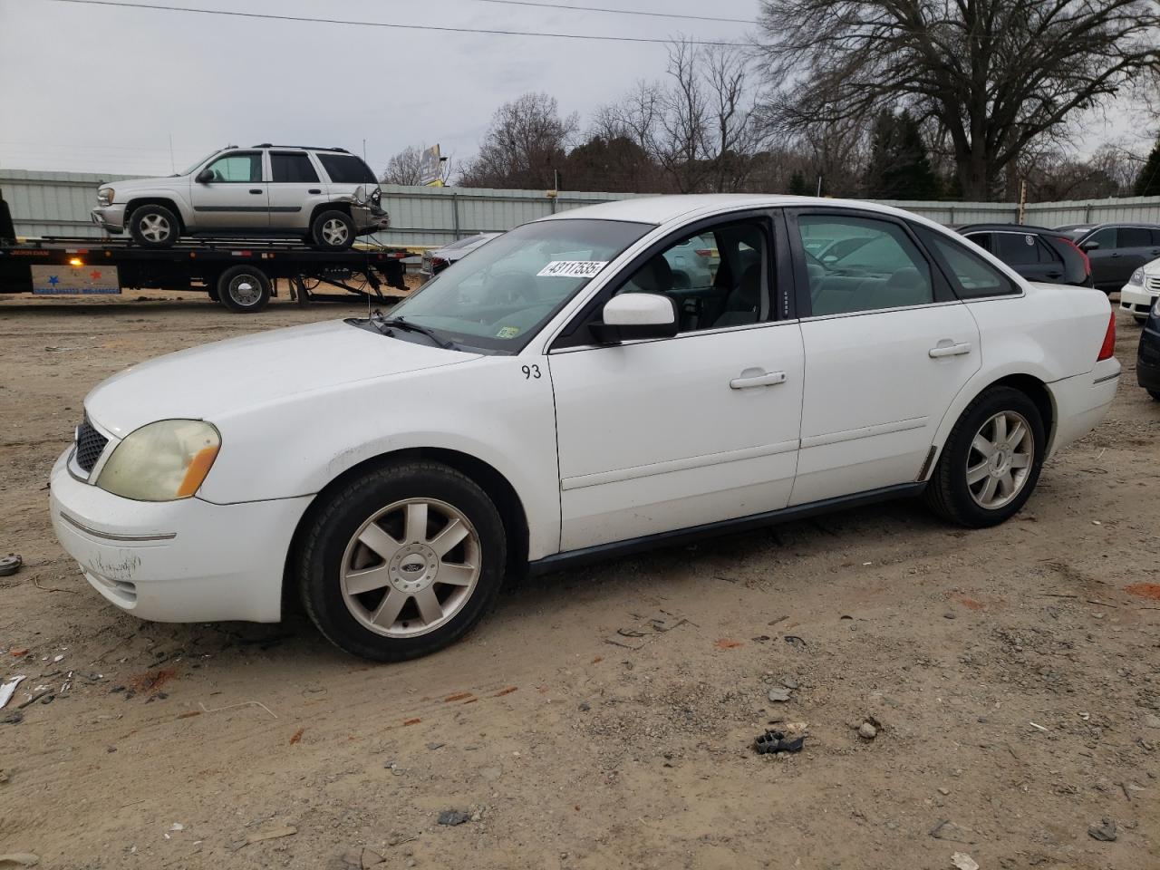 Chatham, VA에서 판매 중인 2005 Ford Five Hundred Se - Front End