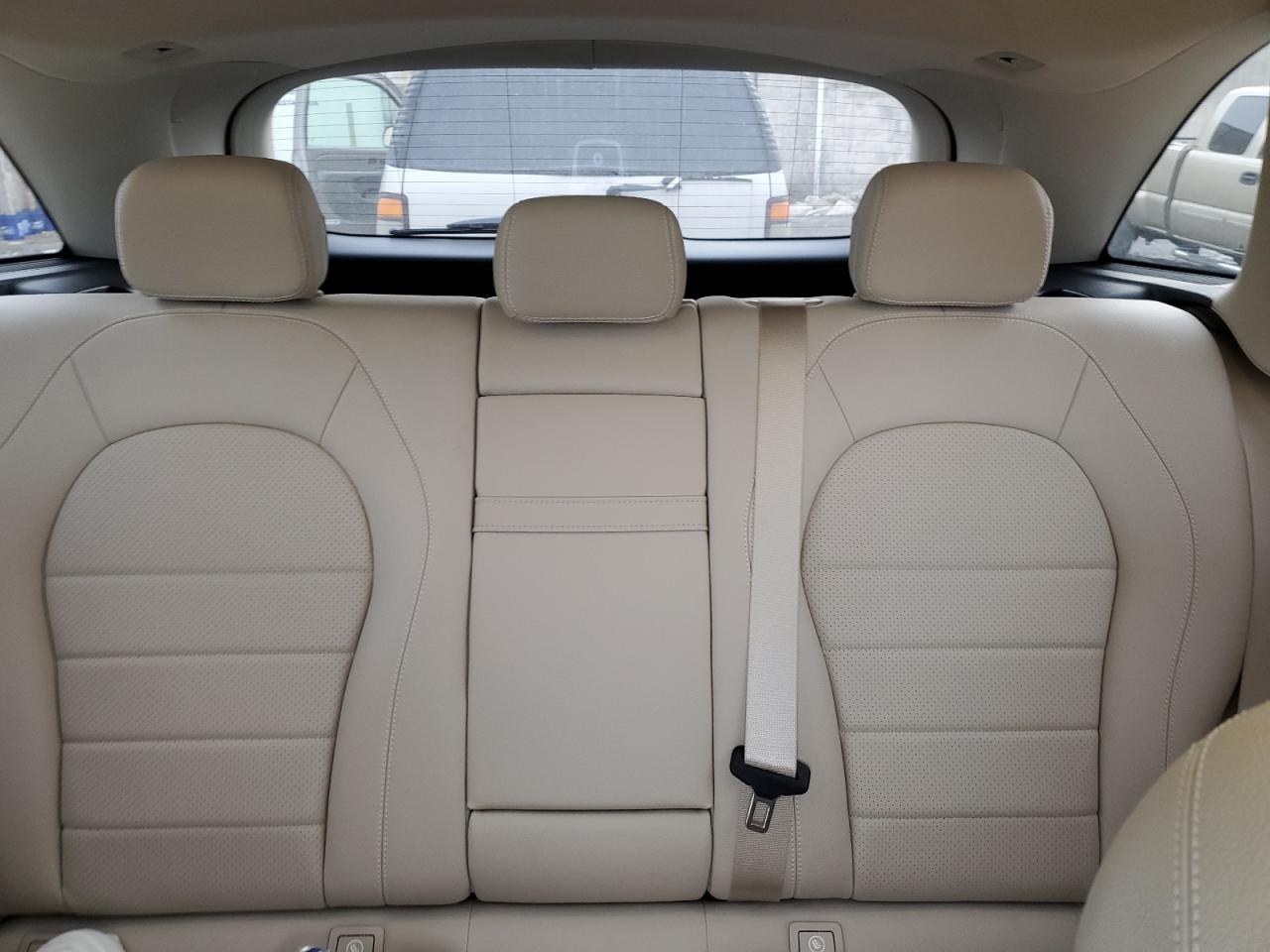 2021 Mercedes-Benz GLC - Image 10