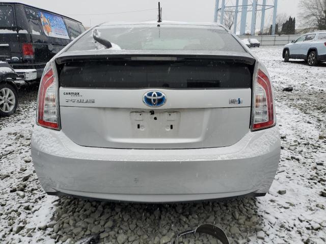  TOYOTA PRIUS 2014 Серебристый