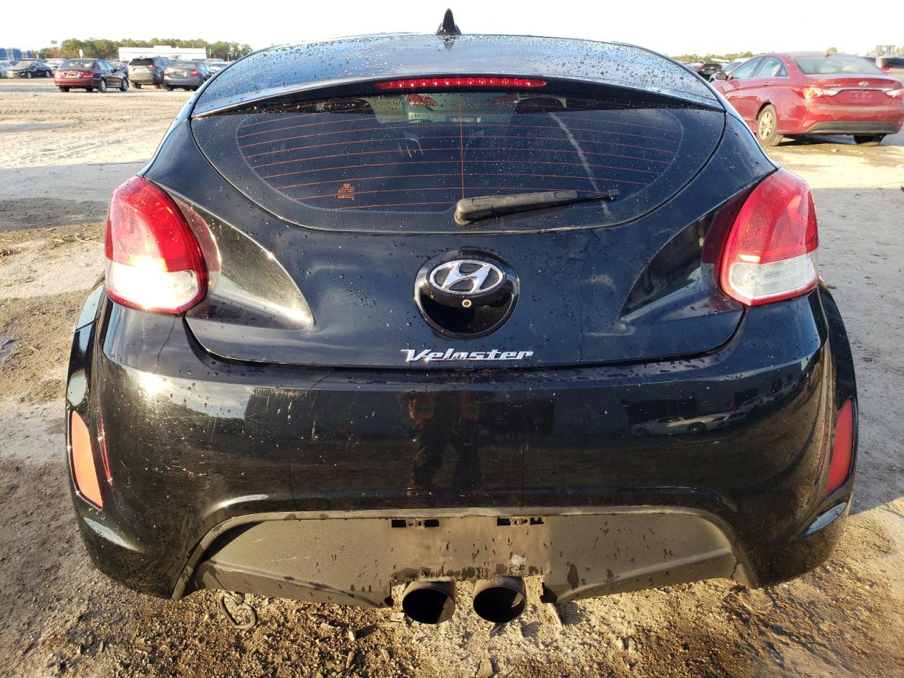 2016 Hyundai Veloster - Image 6