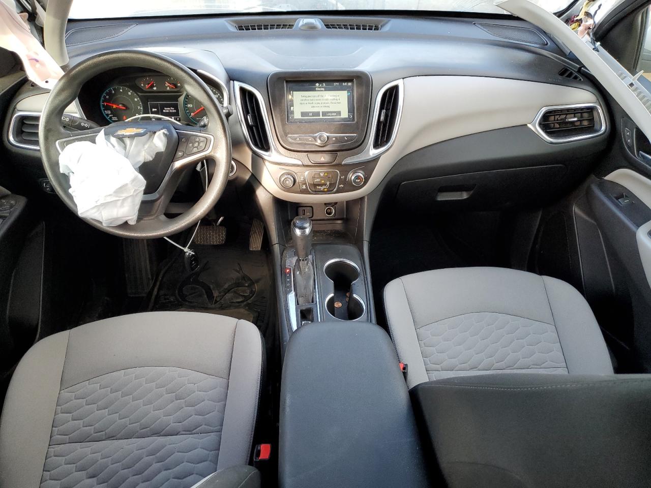 2018 Chevrolet Equinox - Image 8
