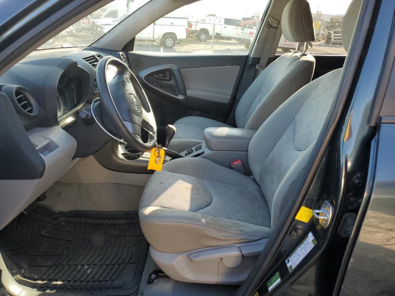 2011 Toyota RAV 4 - Image 7