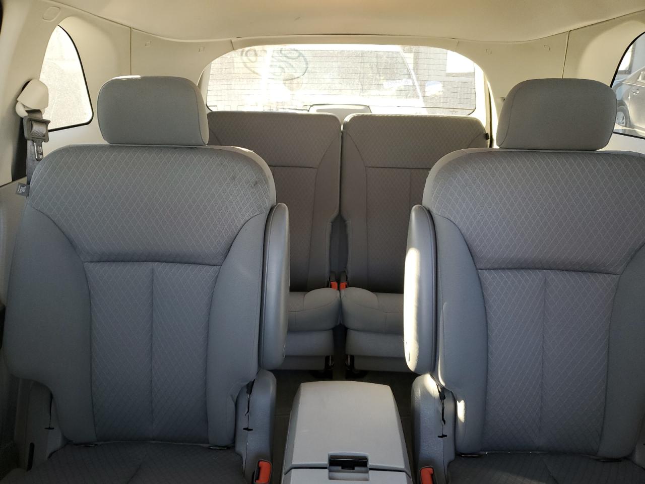 2007 Chrysler Pacifica - Image 10