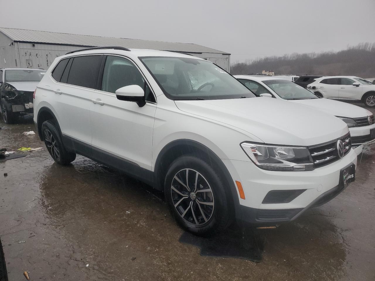 2021 Volkswagen Tiguan - Image 4