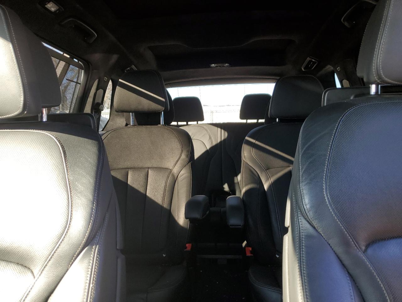 2019 BMW X7 - Image 10