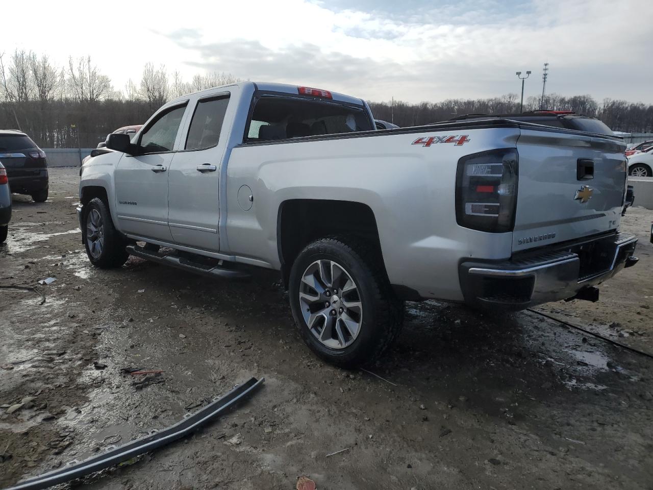 2015 Chevrolet Silverado - Image 2