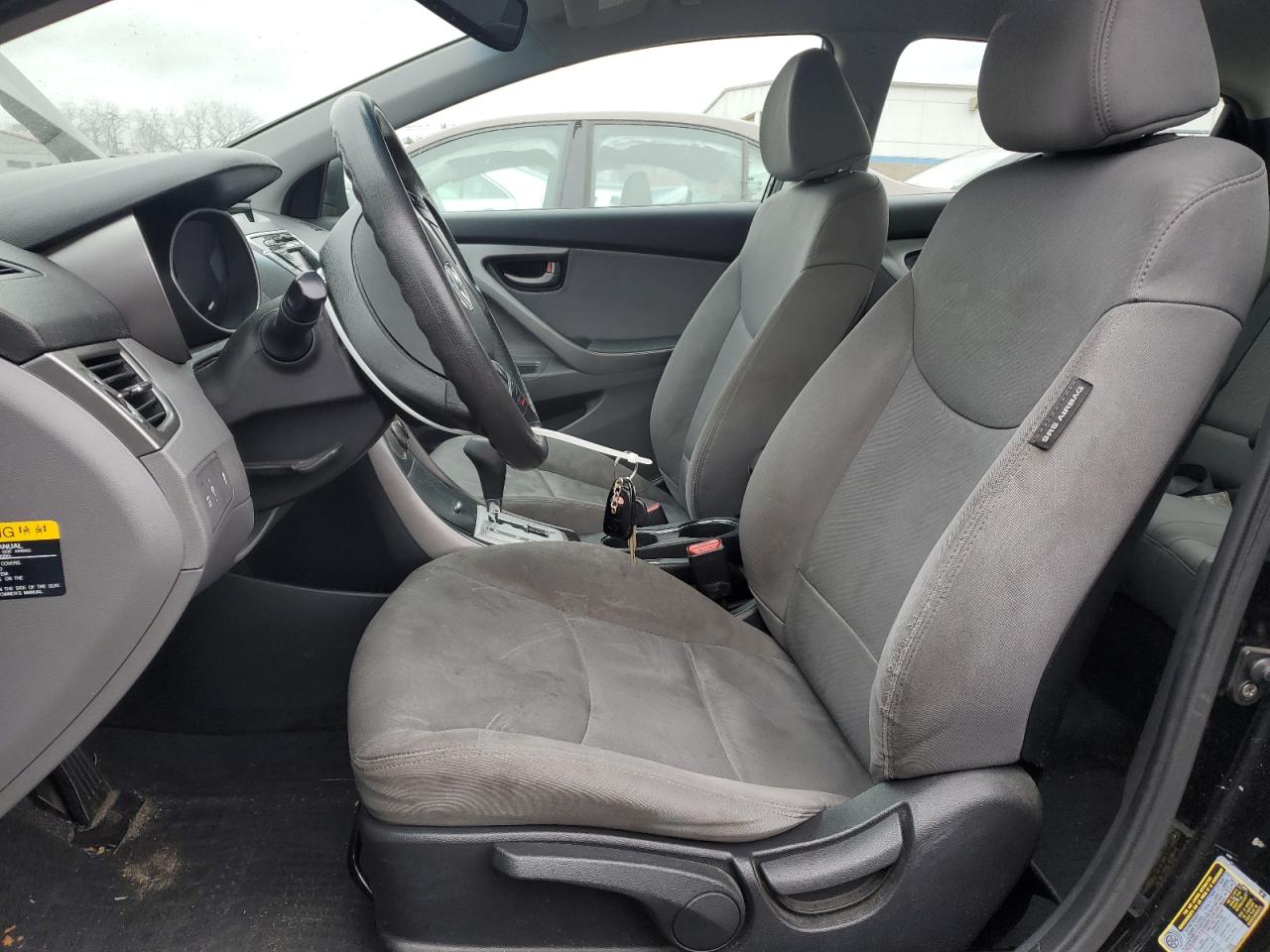 2012 Hyundai Elantra - Image 7