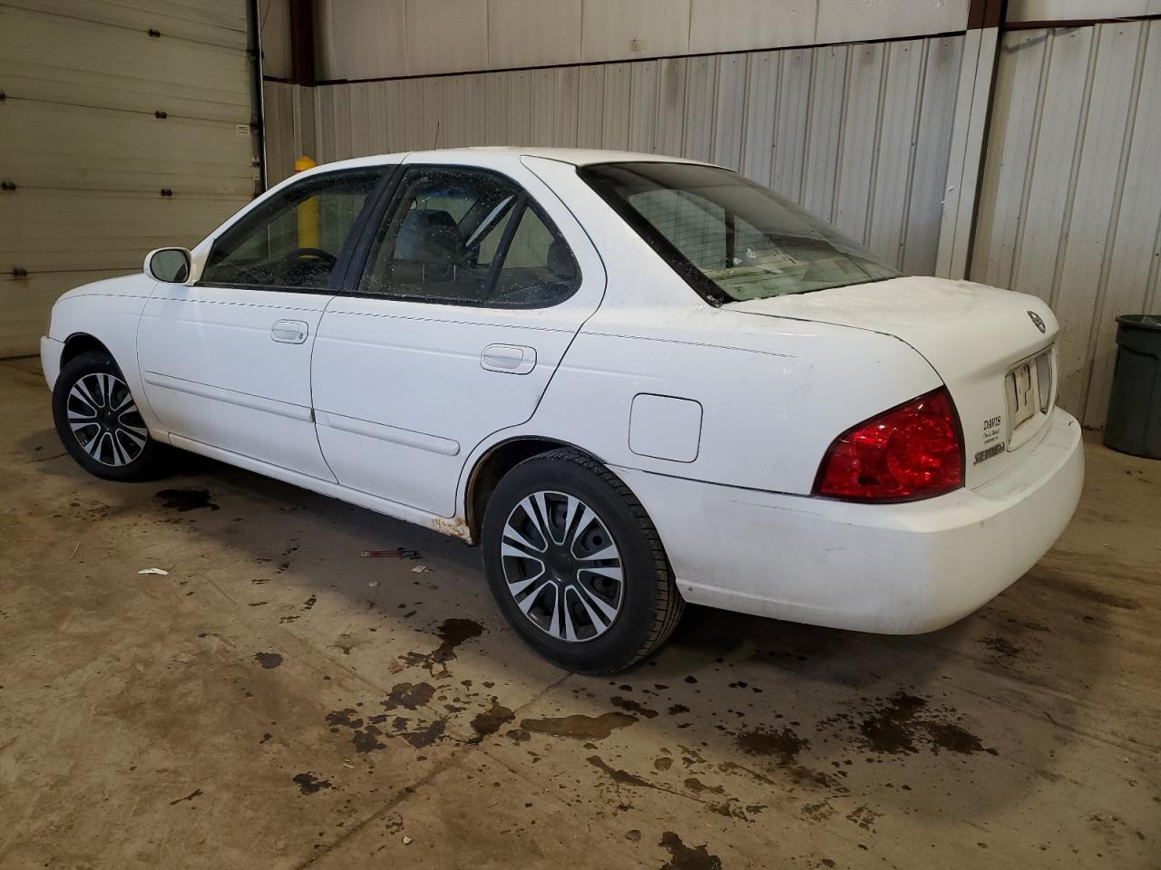 2004 Nissan Sentra - Image 2