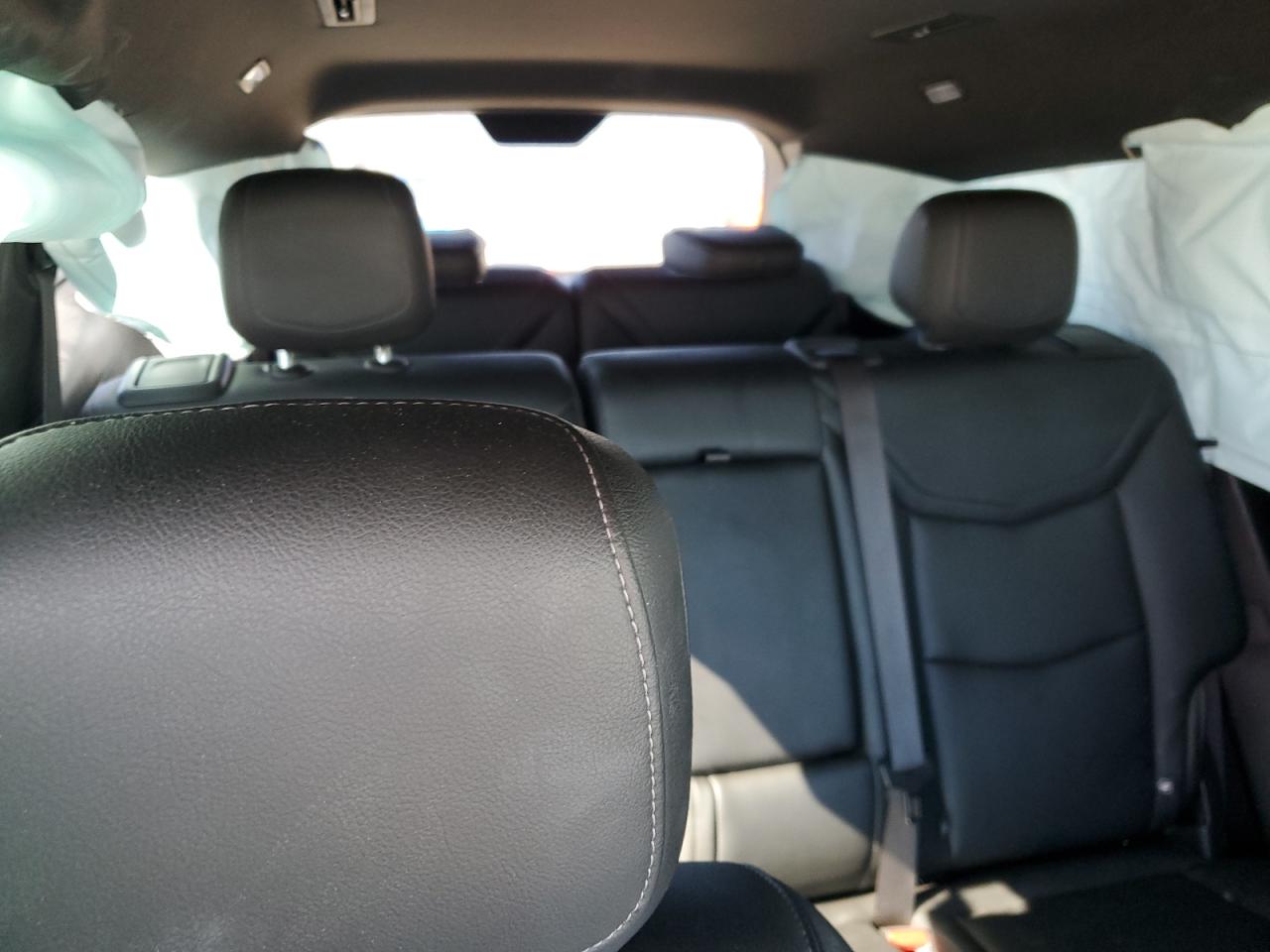2021 Cadillac XT6 - Image 10