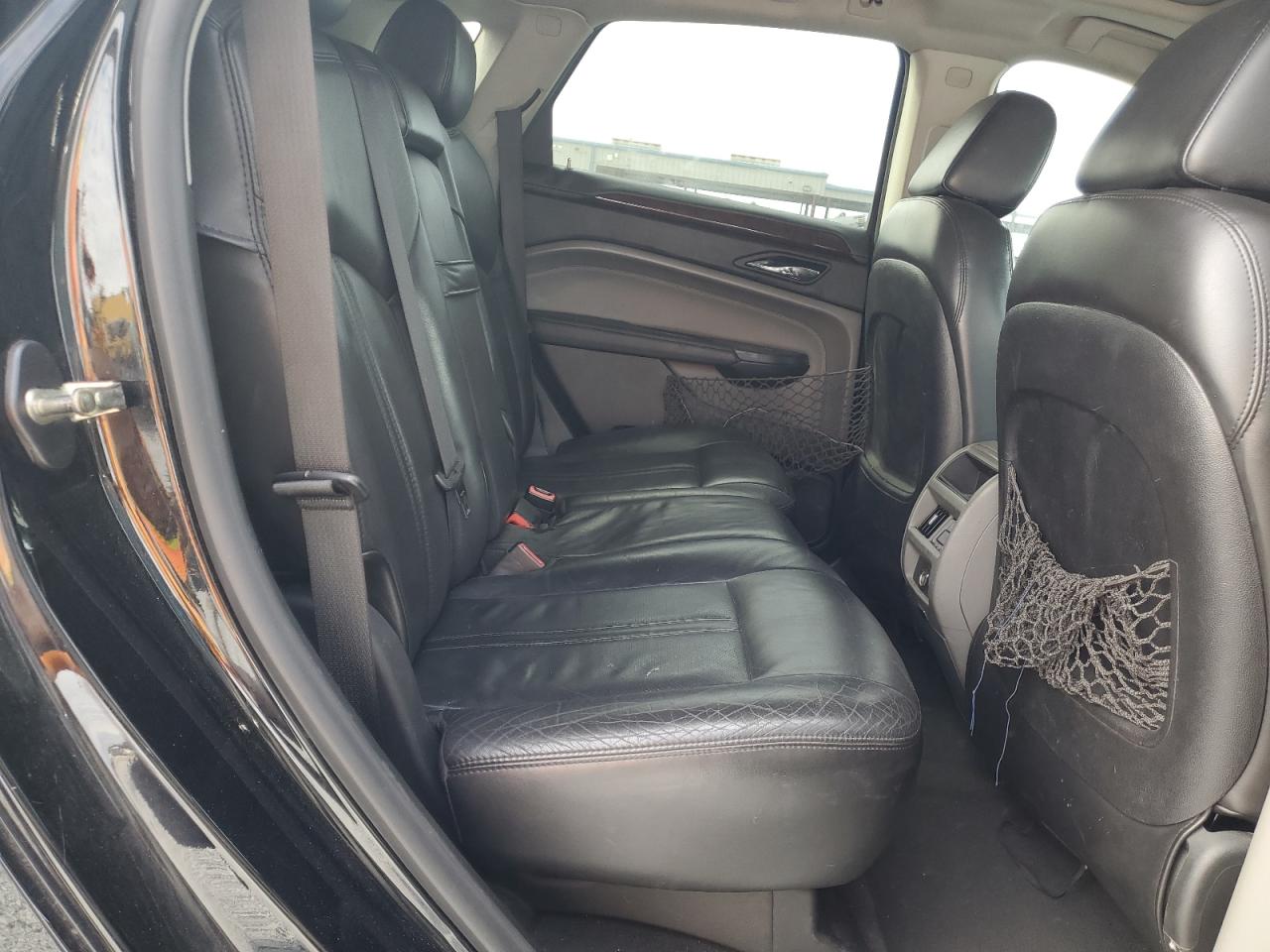 2010 Cadillac SRX - Image 11