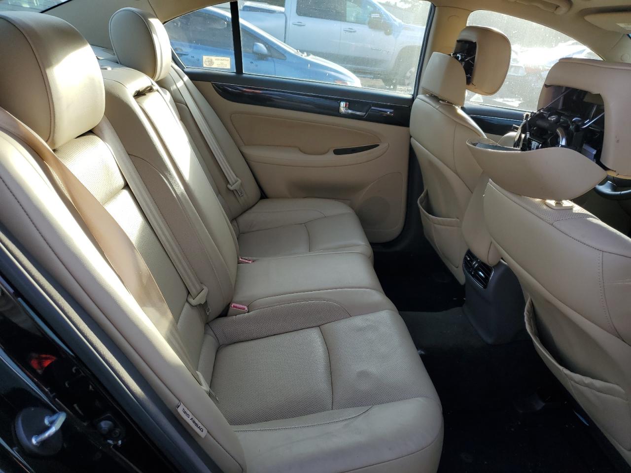 2010 Hyundai Genesis 3.8L VIN: KMHGC4DE6AU075147 Lot: 88168325