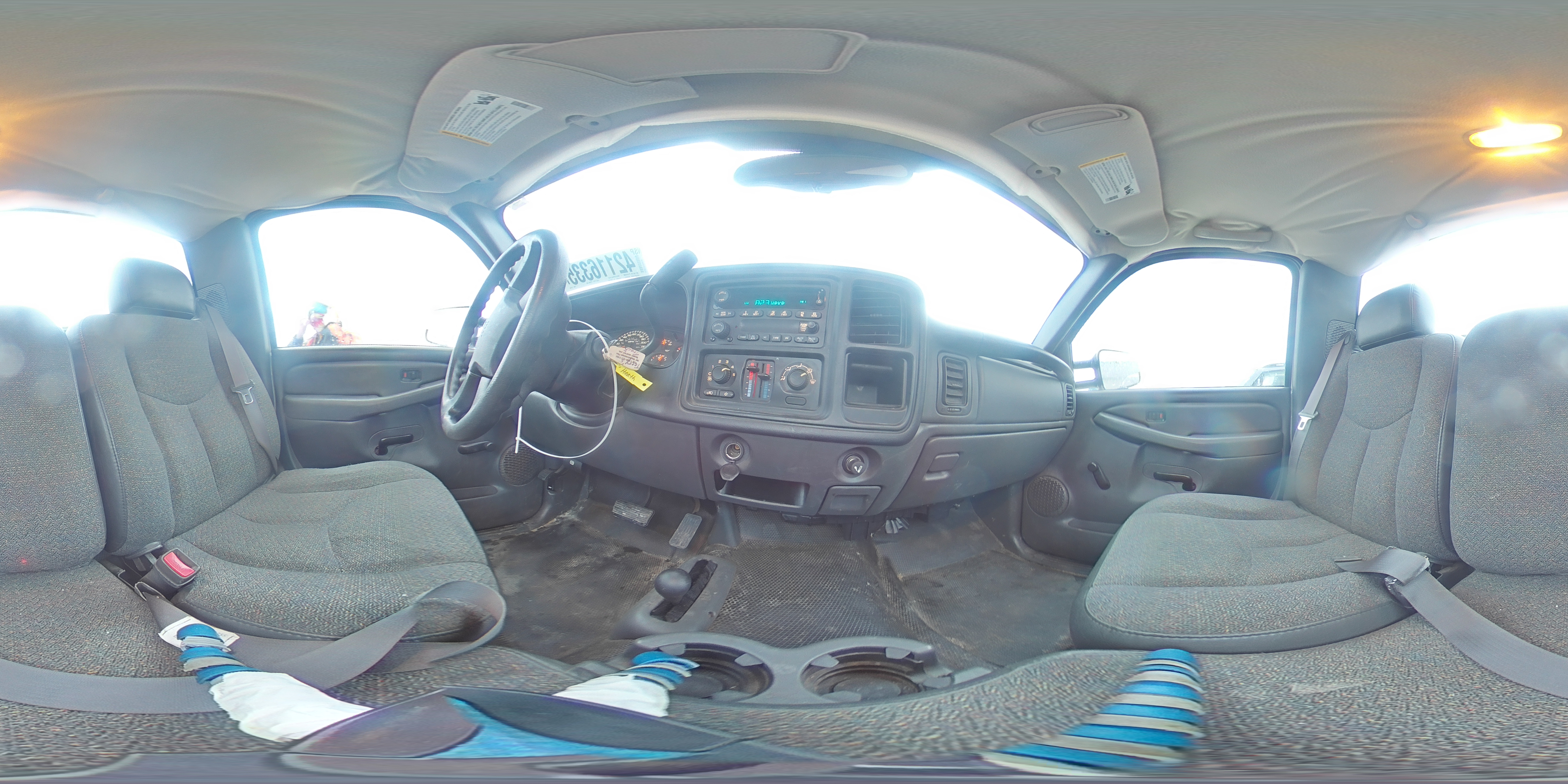 2005 Chevrolet Silverado - Image 14