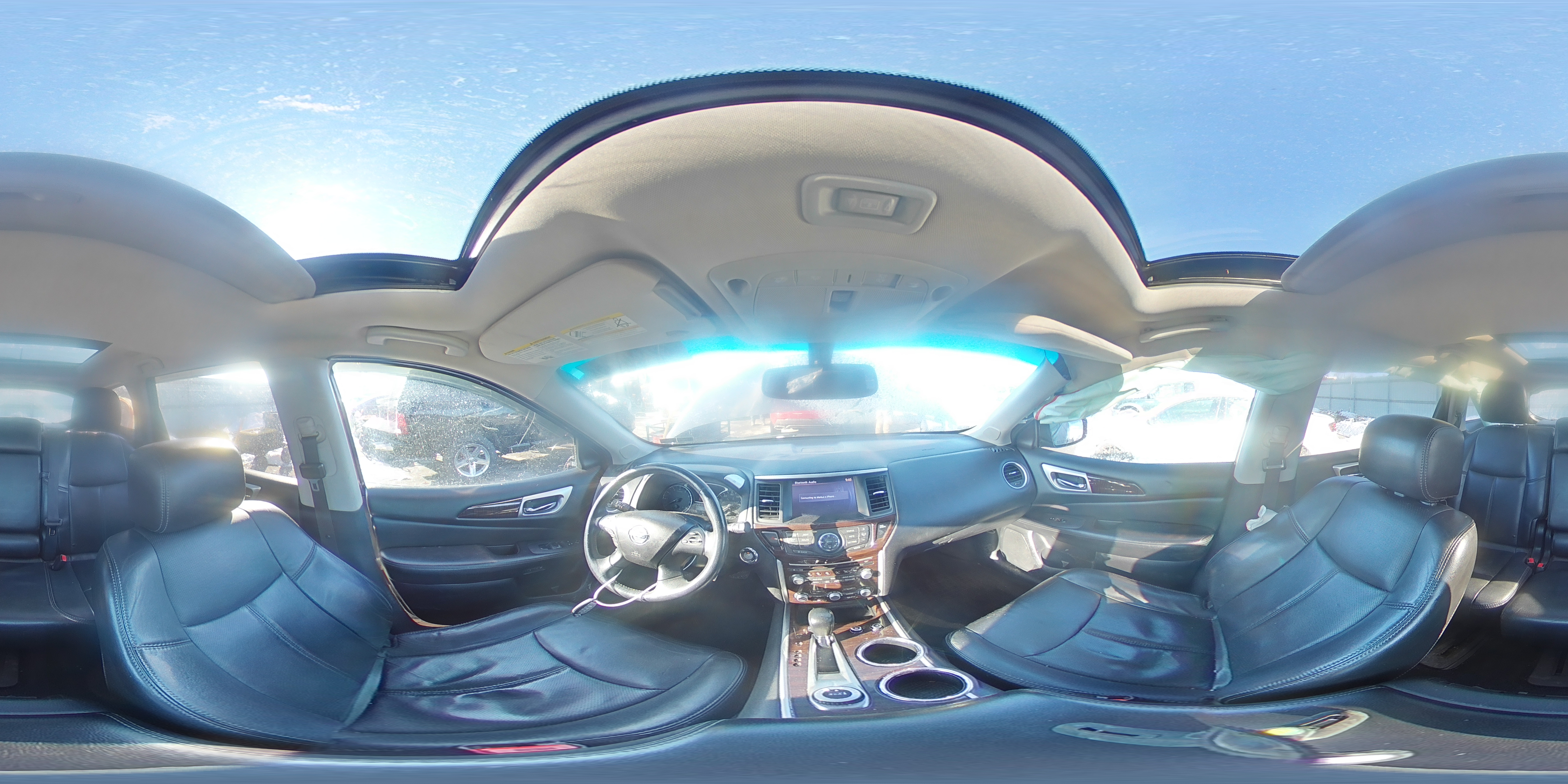 2014 Nissan Pathfinder - Image 14