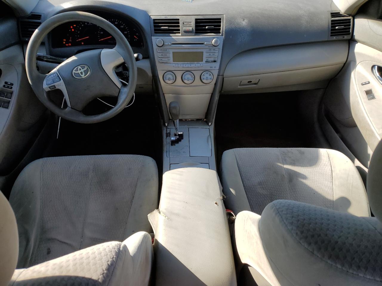 2011 Toyota Camry - Image 8