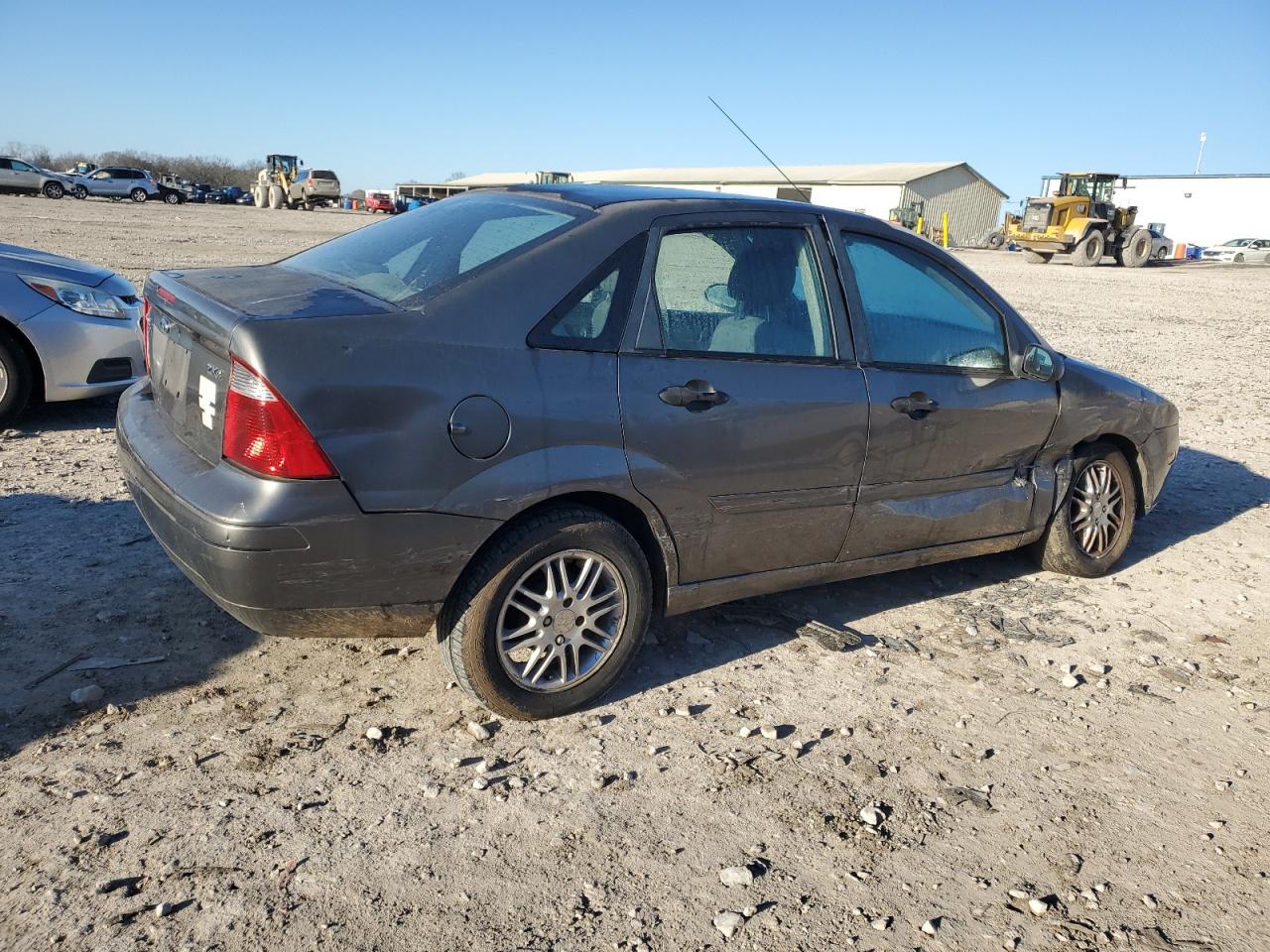 2005 Ford Focus - Image 3