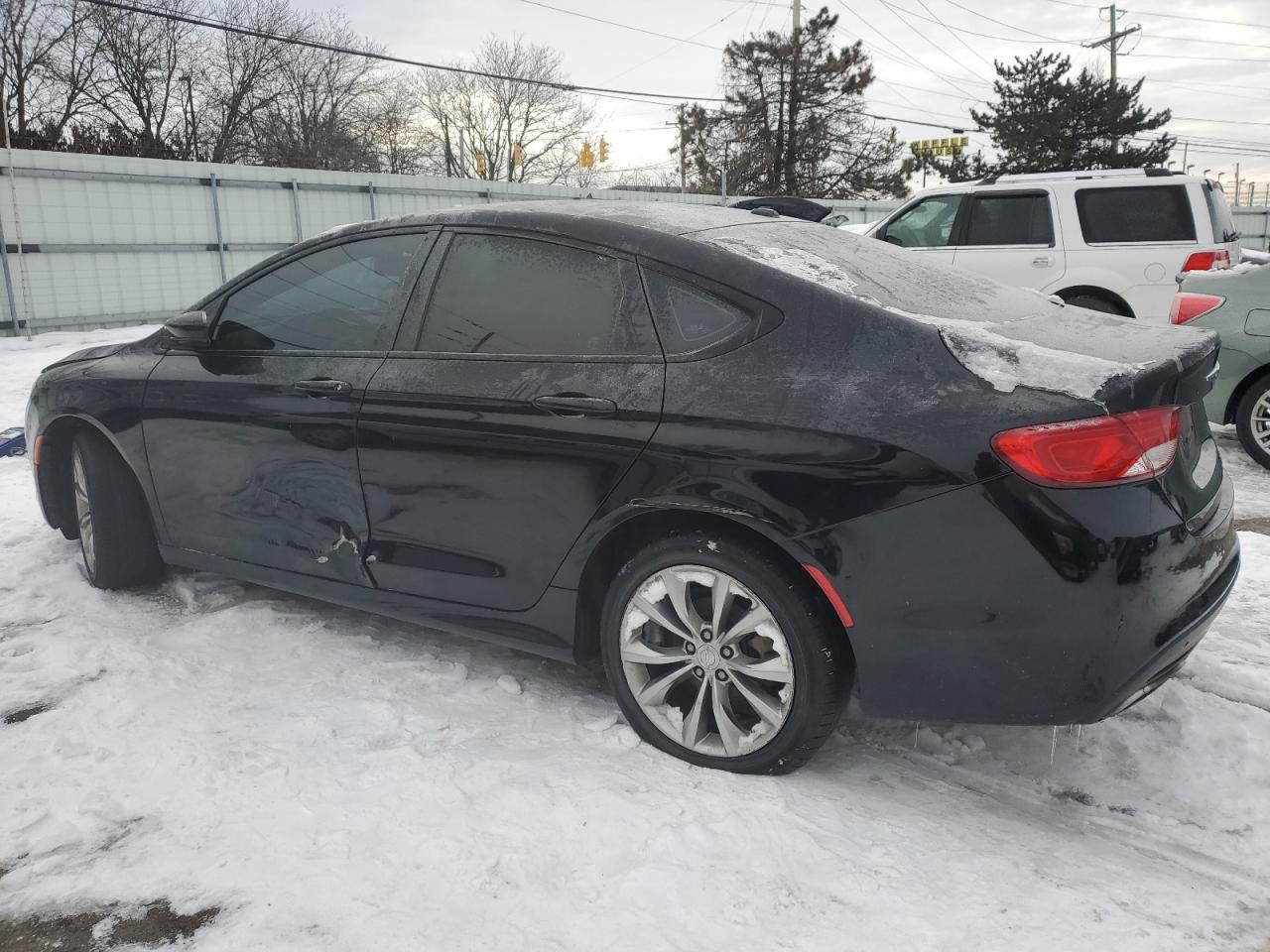 VIN 1C3CCCBB3FN709980 2015 CHRYSLER 200 no.2