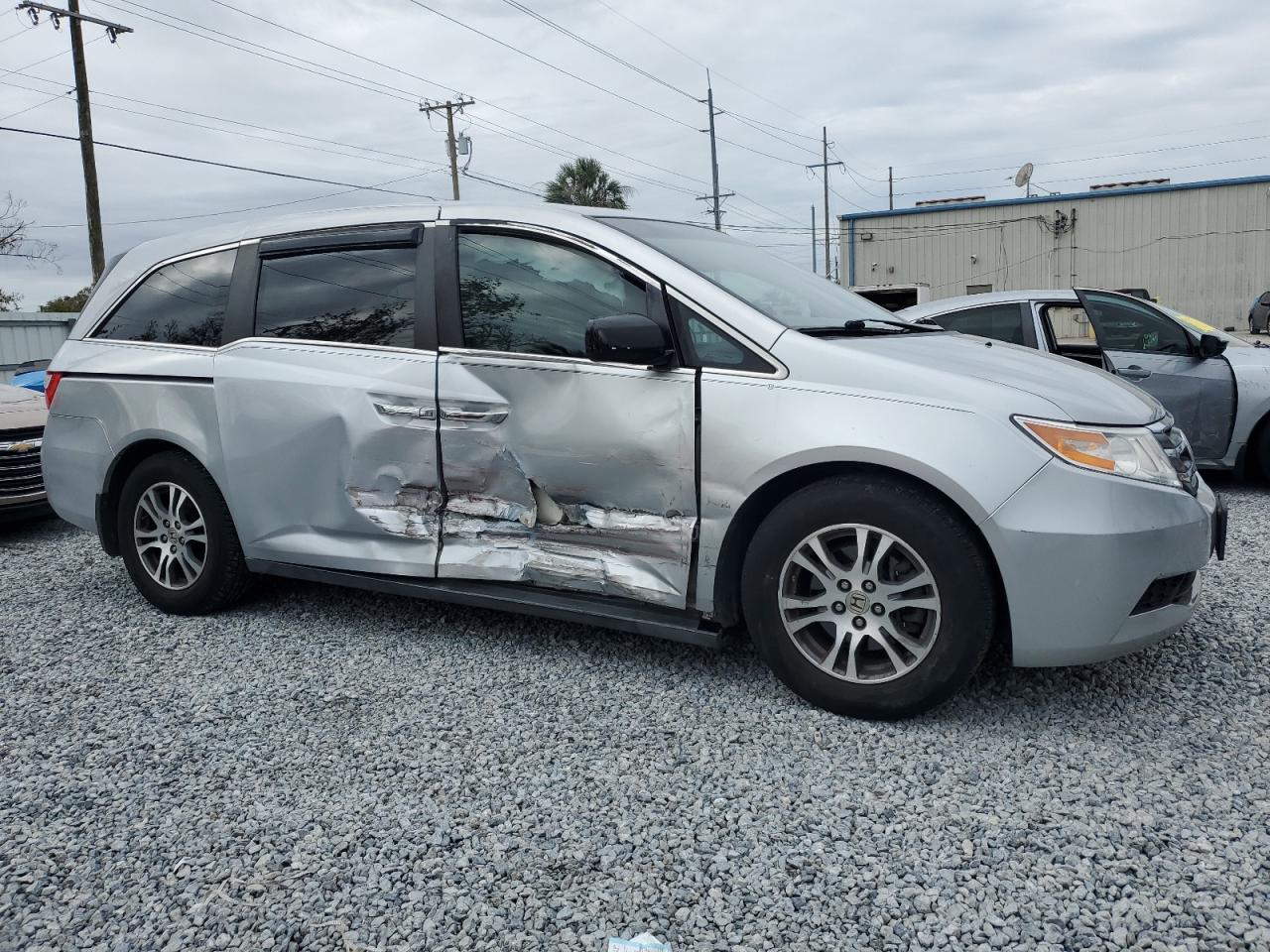 2012 Honda Odyssey - Image 4
