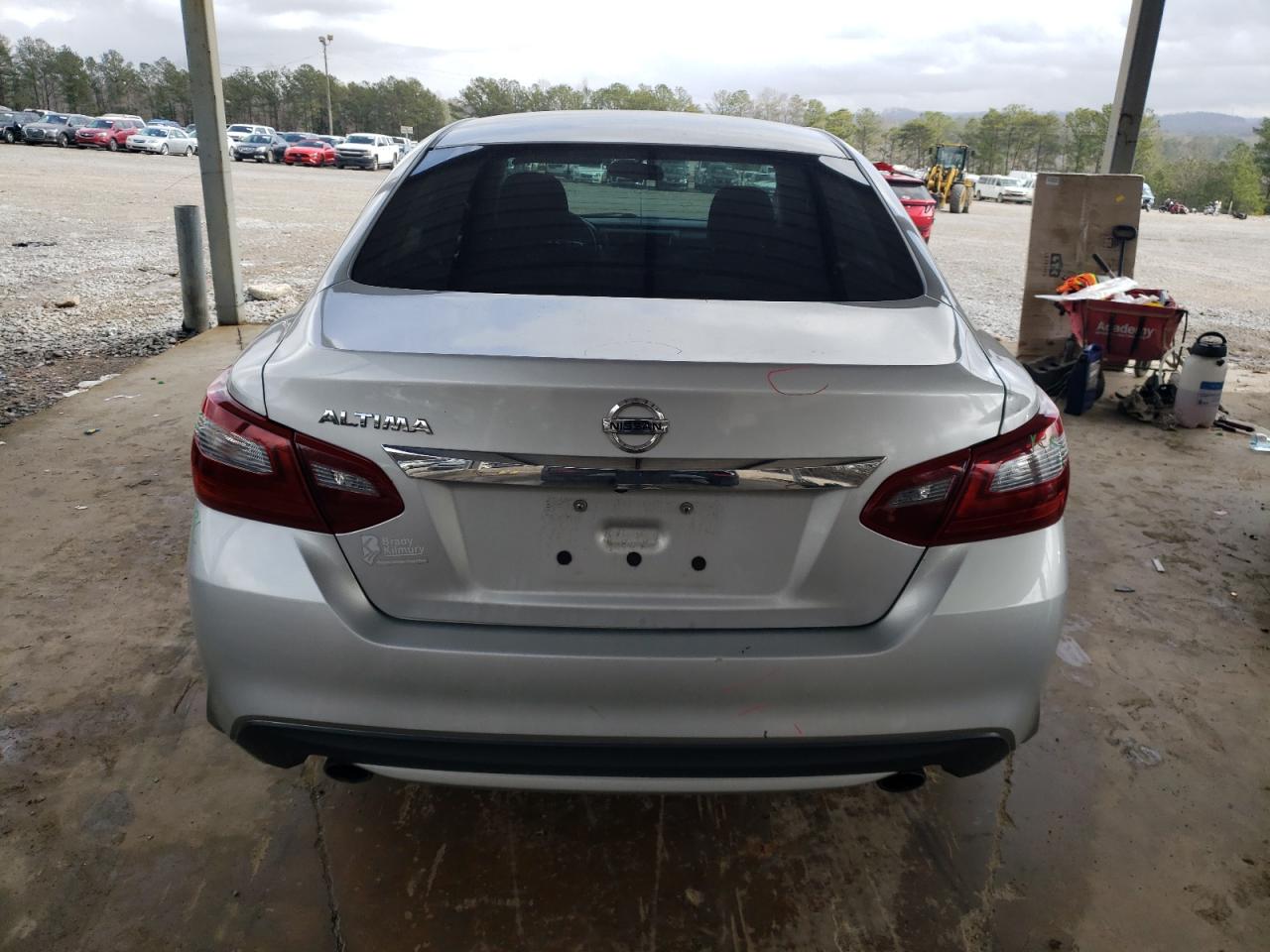2018 Nissan Altima - Image 6