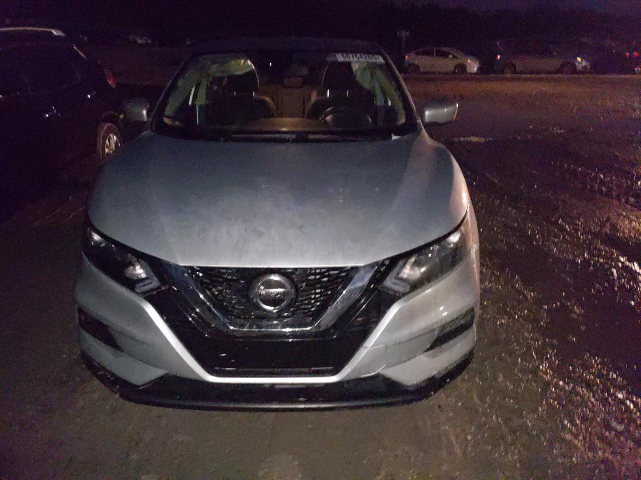 2020 Nissan Rogue - Image 5