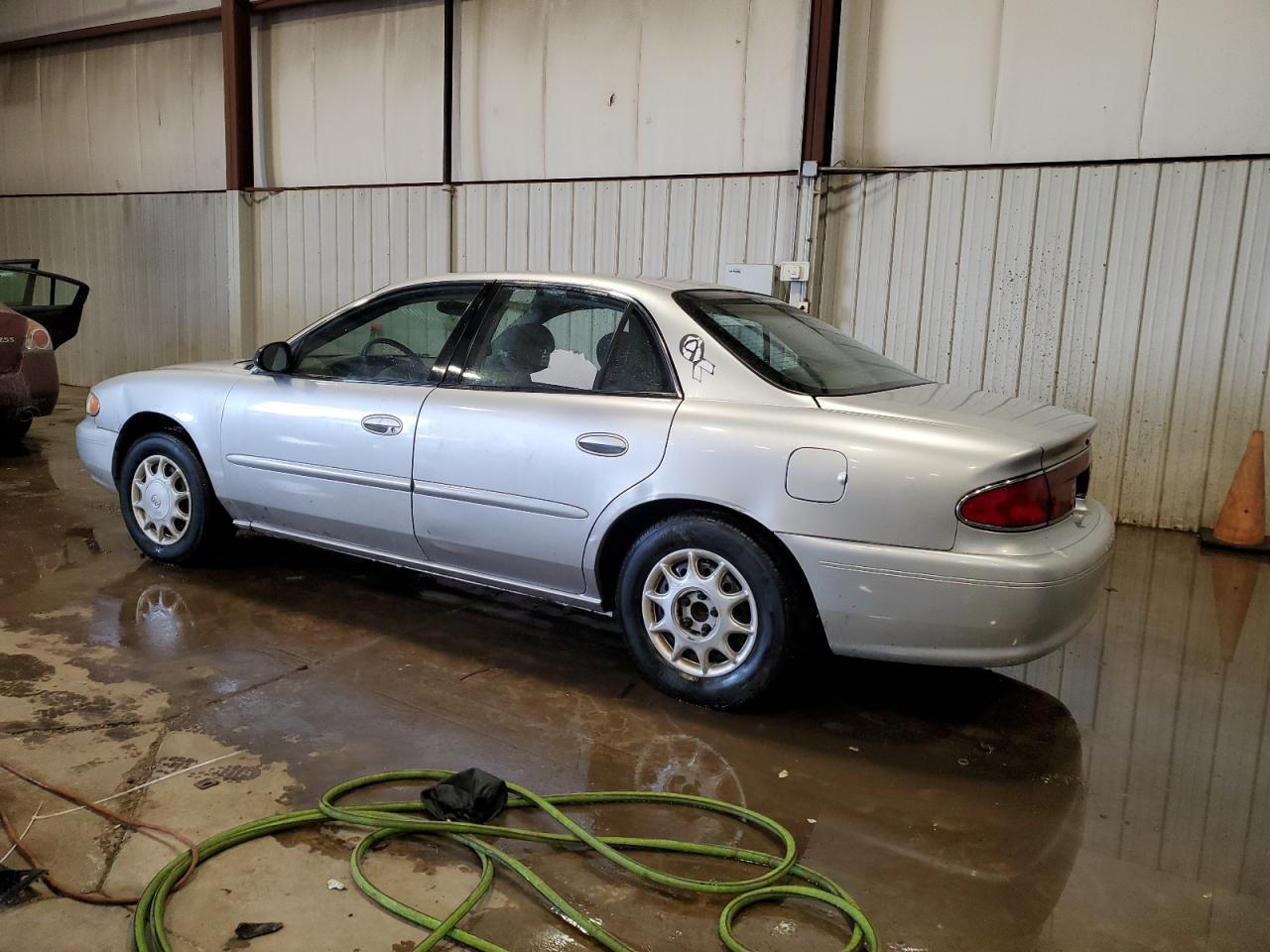 2004 Buick Century - Image 2