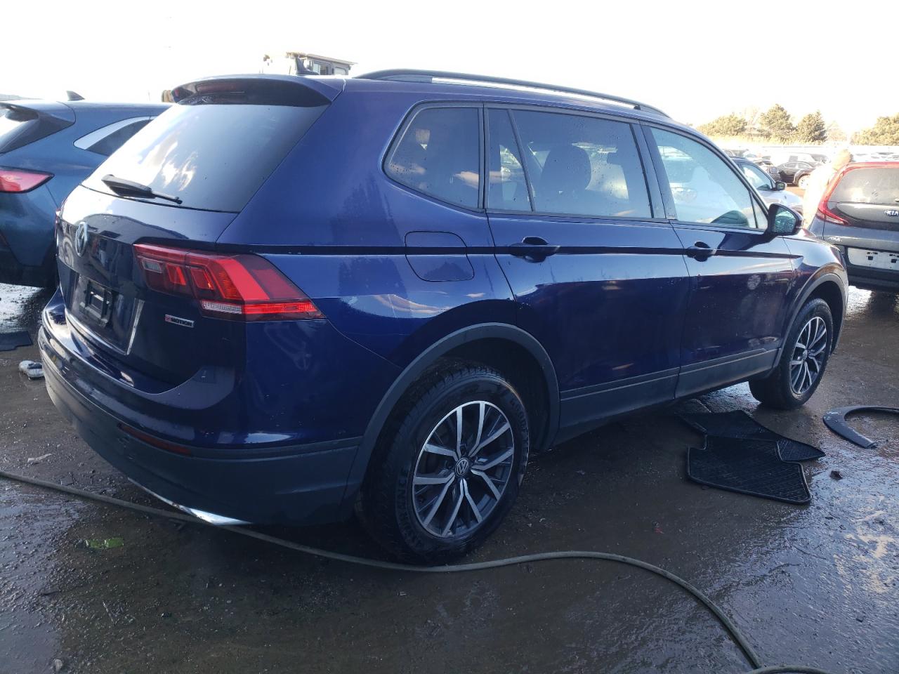 2021 Volkswagen Tiguan - Image 3