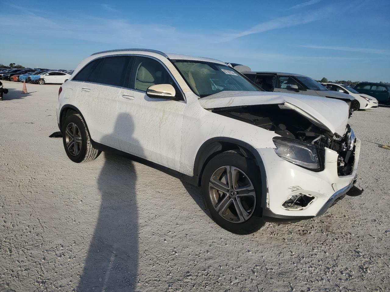 VIN WDC0G4JB7KV157009 2019 MERCEDES-BENZ GLC-CLASS no.4