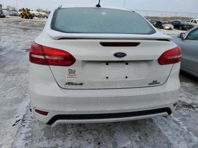 FORD FOCUS 2015 Белый