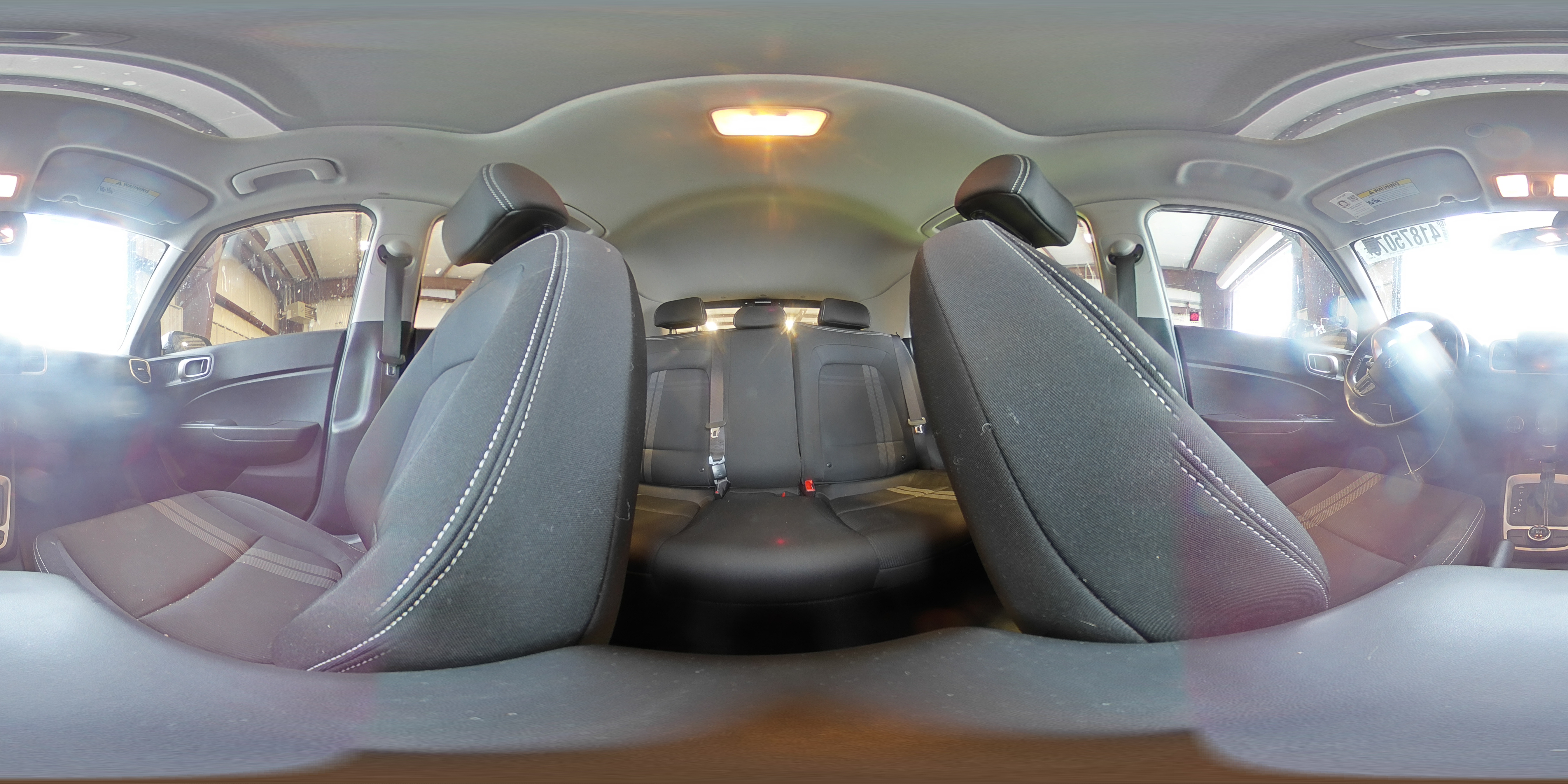 2022 Hyundai Venue - Image 13