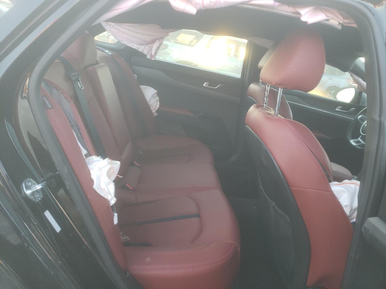 2023 Kia K5 - Image 10