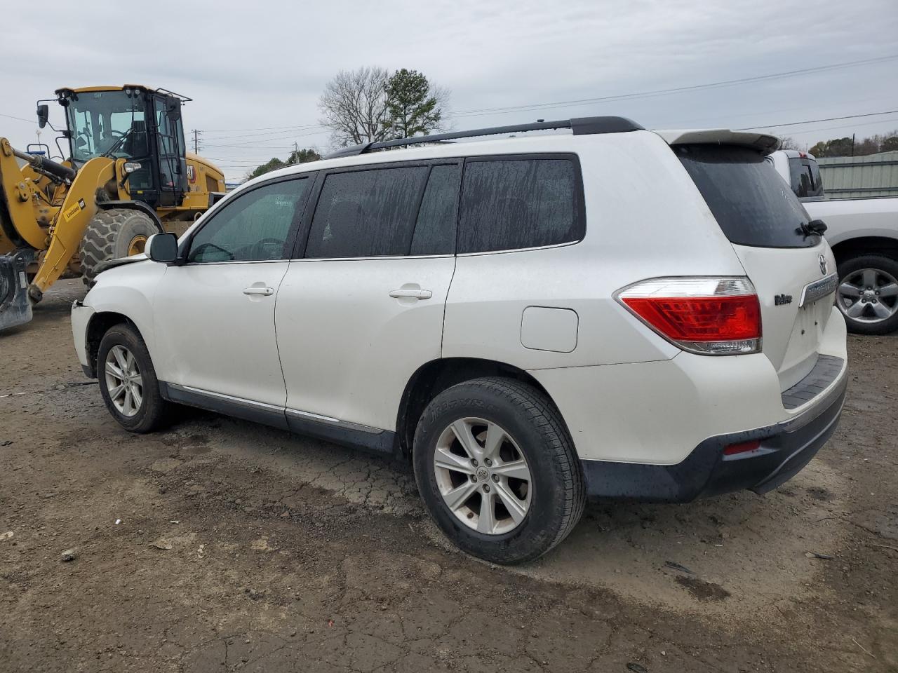 2012 Toyota Highlander - Image 2