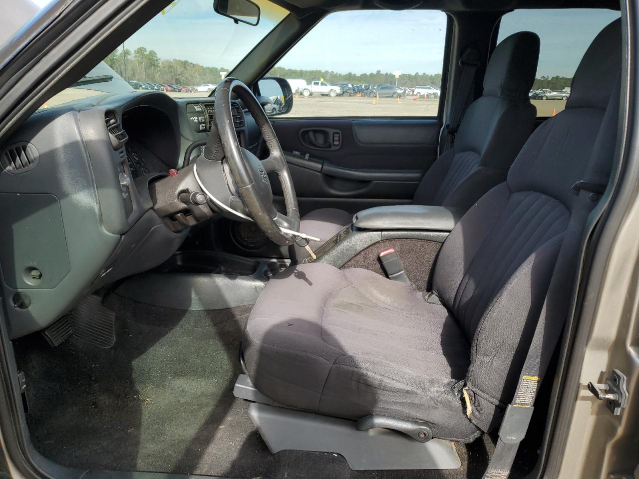 2003 Chevrolet Blazer - Image 7